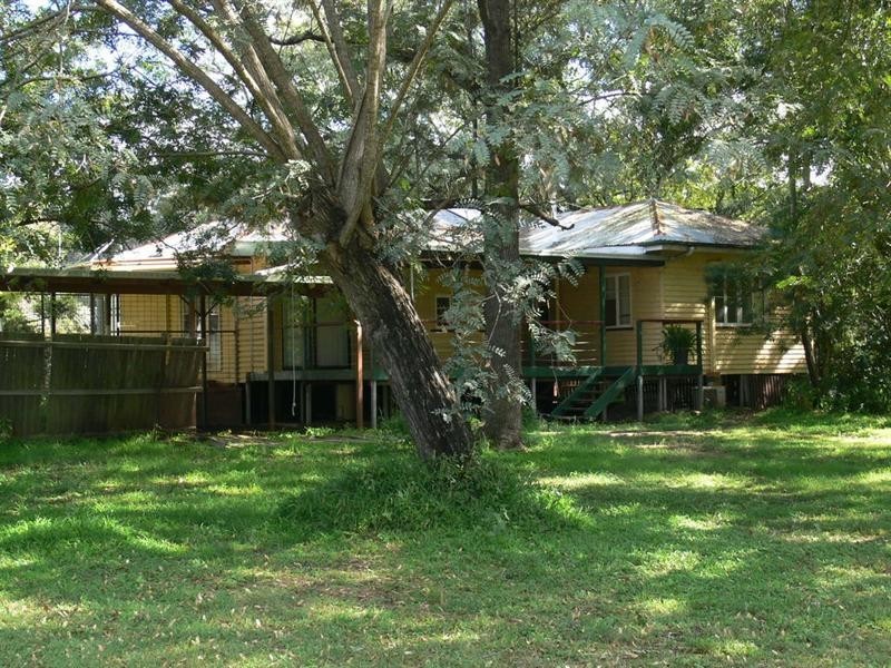 243 Ipswich Street, Esk QLD 4312