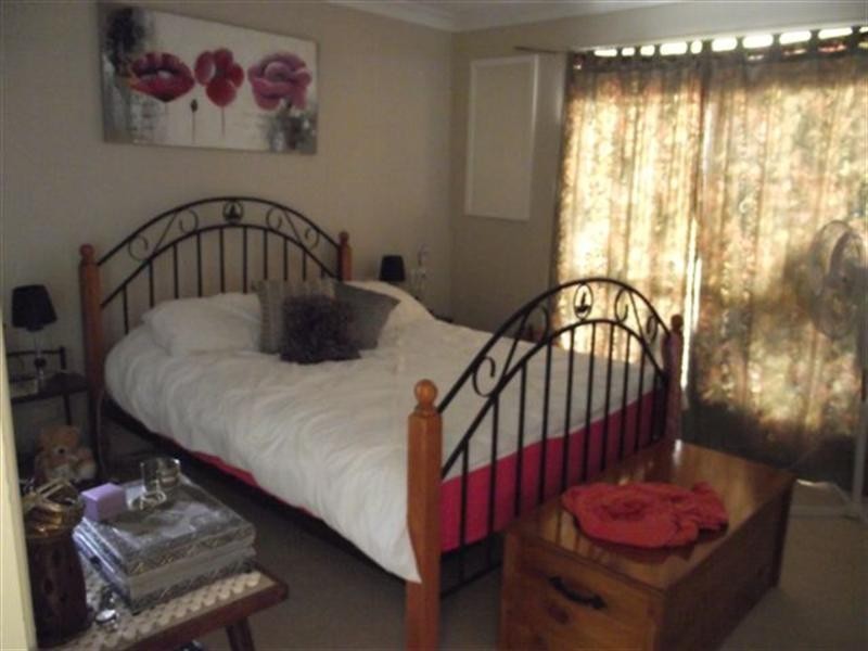 14 Kensington Drive, Withcott QLD 4352