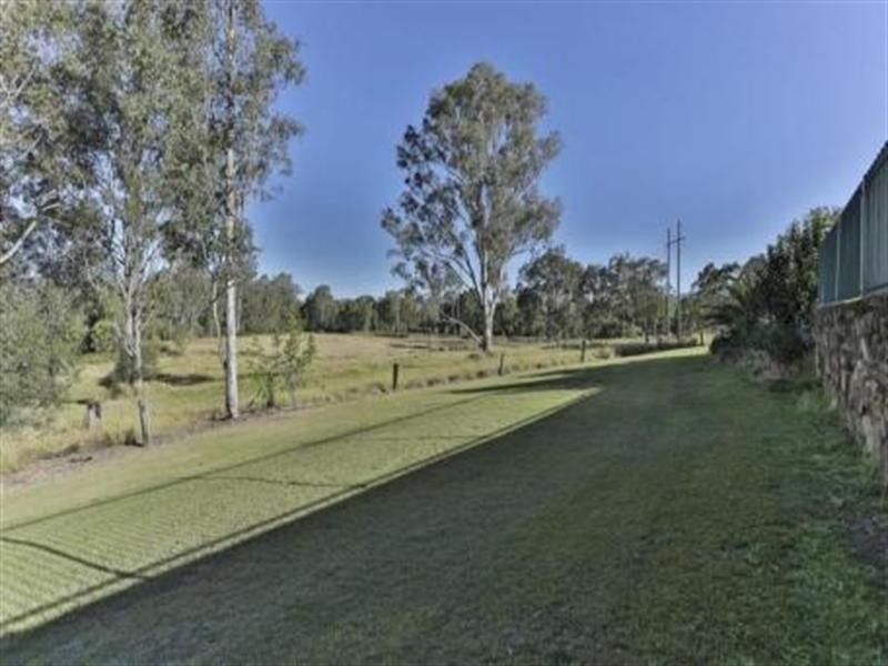 20 Warrigal Road, Helidon QLD 4344