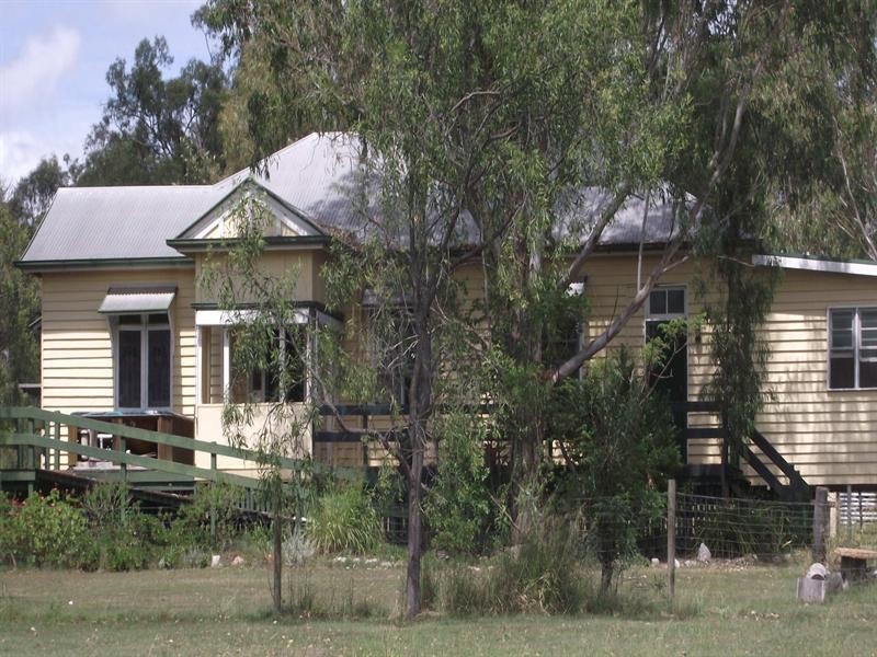 15 Thursa Street, Murphys Creek QLD 4352