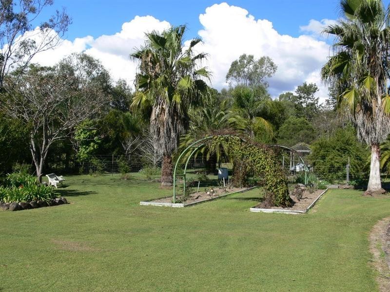 242 Esk Hampton Road, Esk QLD 4312