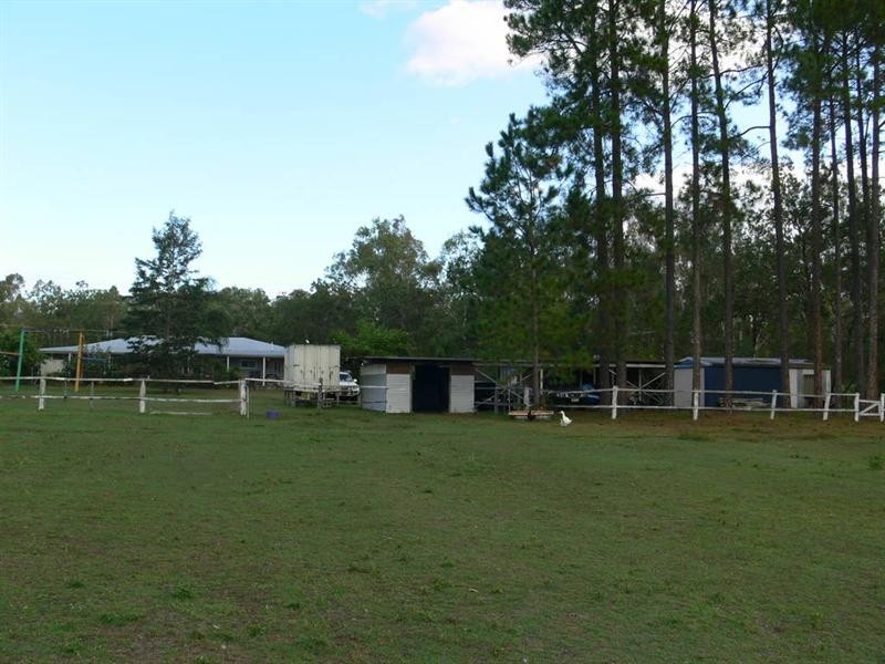 60 Cedar Avenue, Esk QLD 4312