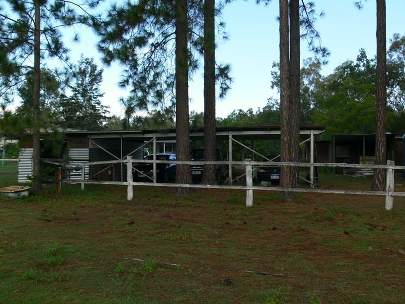 60 Cedar Avenue, Esk QLD 4312