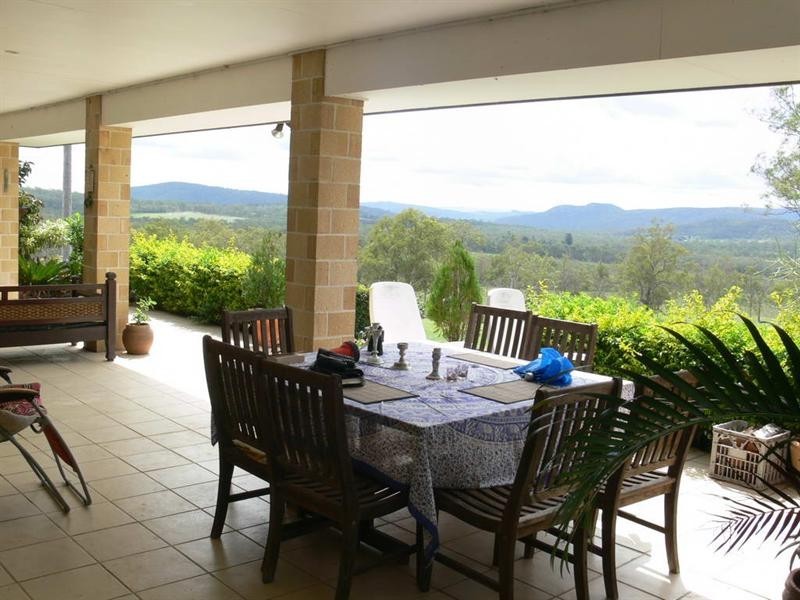 86 Boon Road, Esk QLD 4312