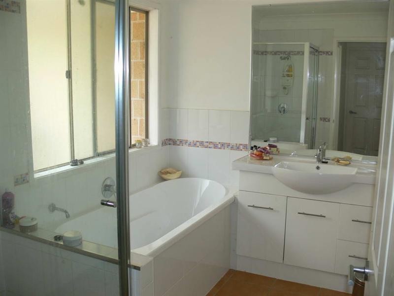 86 Boon Road, Esk QLD 4312