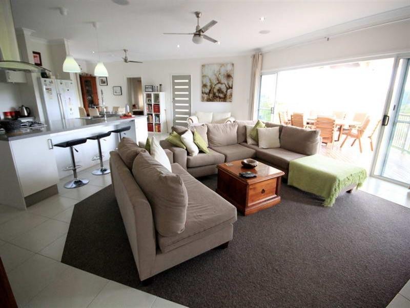 44 Elizabeth Street, Esk QLD 4312
