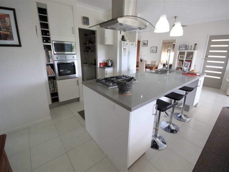44 Elizabeth Street, Esk QLD 4312