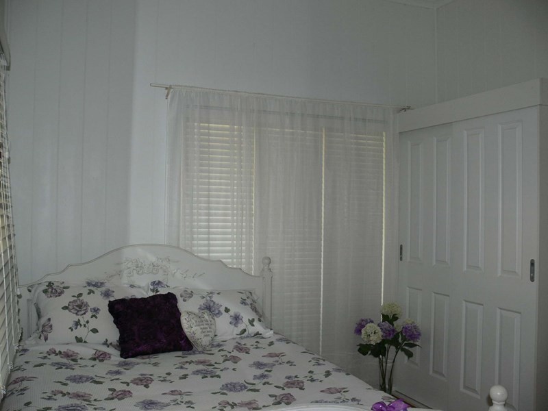 55 Ipswich Street, Esk QLD 4312