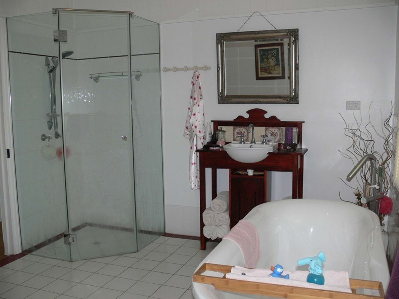 55 Ipswich Street, Esk QLD 4312