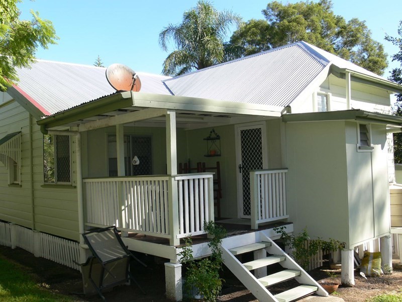 55 Ipswich Street, Esk QLD 4312