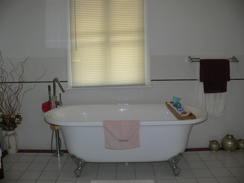 55 Ipswich Street, Esk QLD 4312