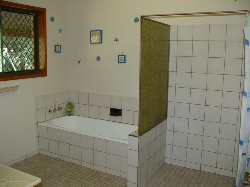 272 Esk Hampton Road, Esk QLD 4312