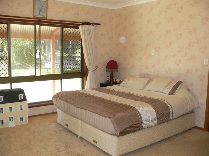 272 Esk Hampton Road, Esk QLD 4312