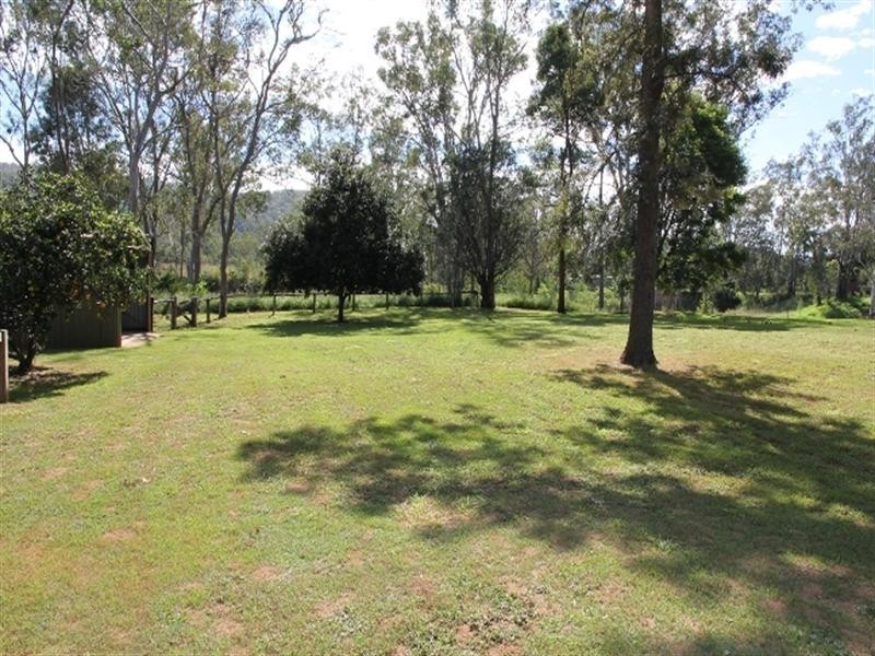 272 Esk Hampton Road, Esk QLD 4312