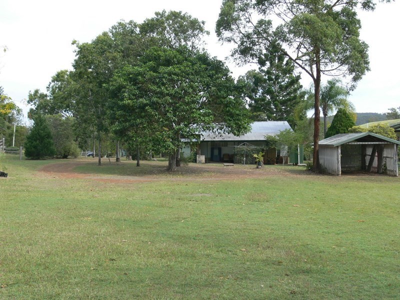 80 East Street, Esk QLD 4312