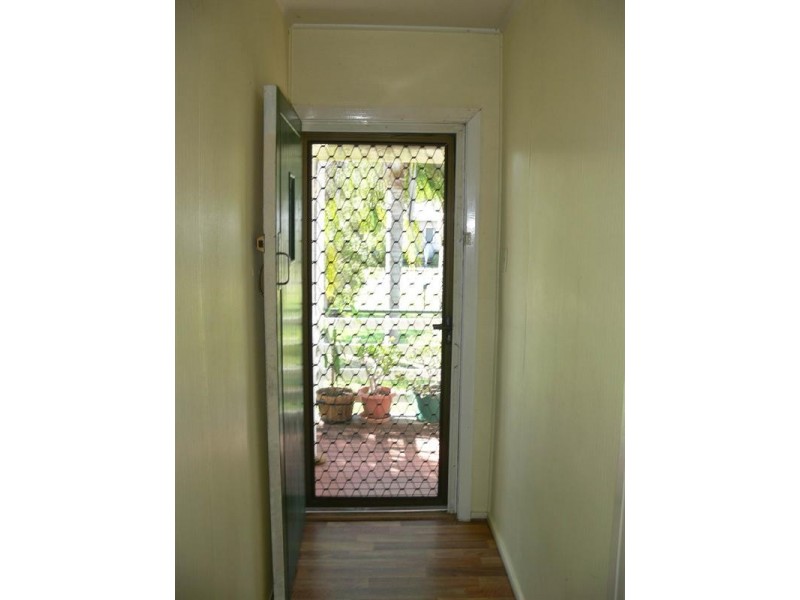 14 Adelaide Street, Esk QLD 4312