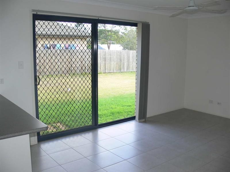 35 Middle Street, Esk QLD 4312