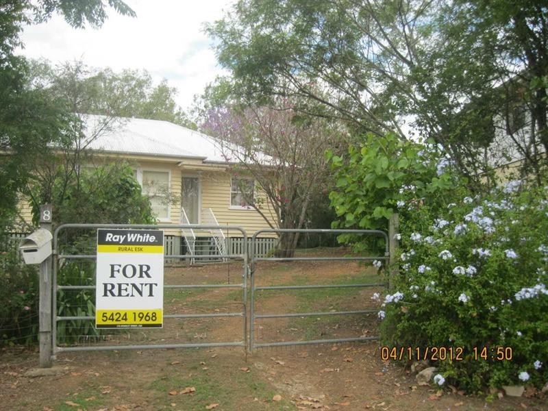 8 Kelly Court, Esk QLD 4312