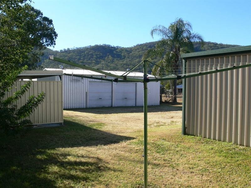 209 Ipswich Street, Esk QLD 4312