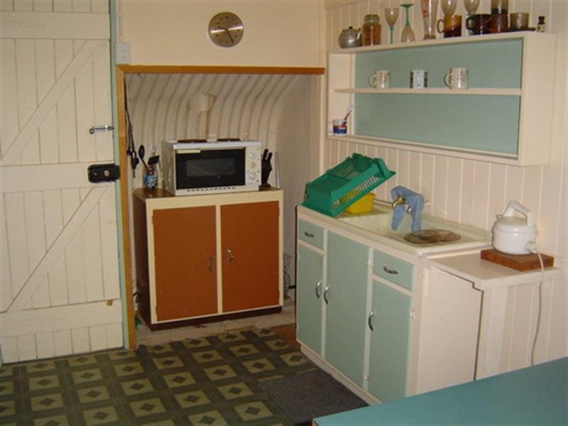 8 First Avenue, Somerset Dam QLD 4312