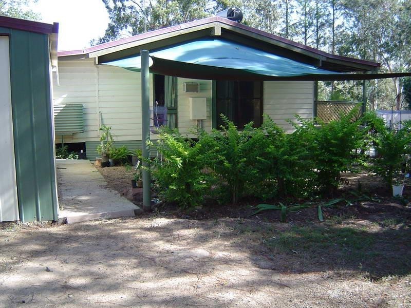 68 Pine Crescent, Esk QLD 4312