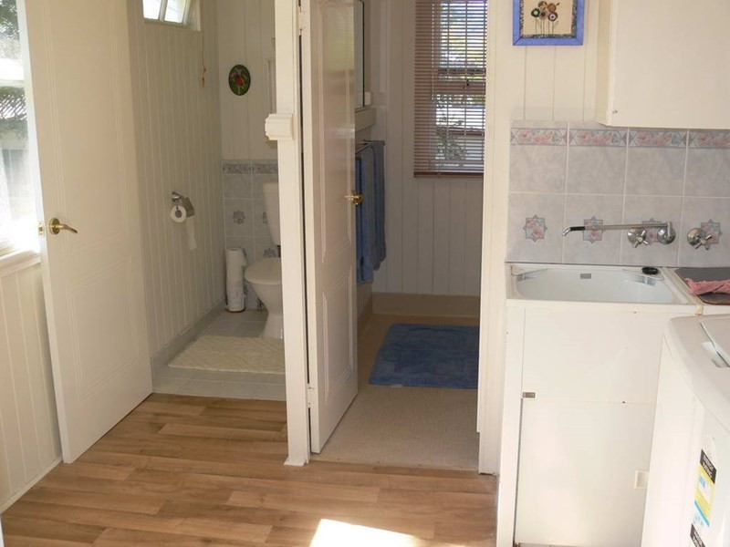 2 Mack Street, Esk QLD 4312