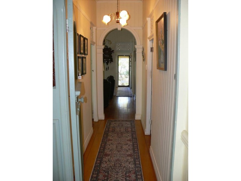 2 Mack Street, Esk QLD 4312