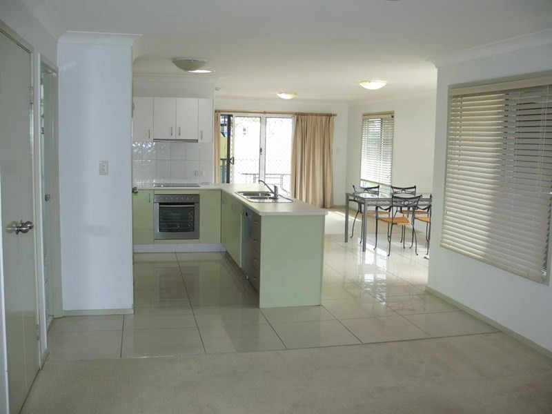 3 Edward Street, Esk QLD 4312