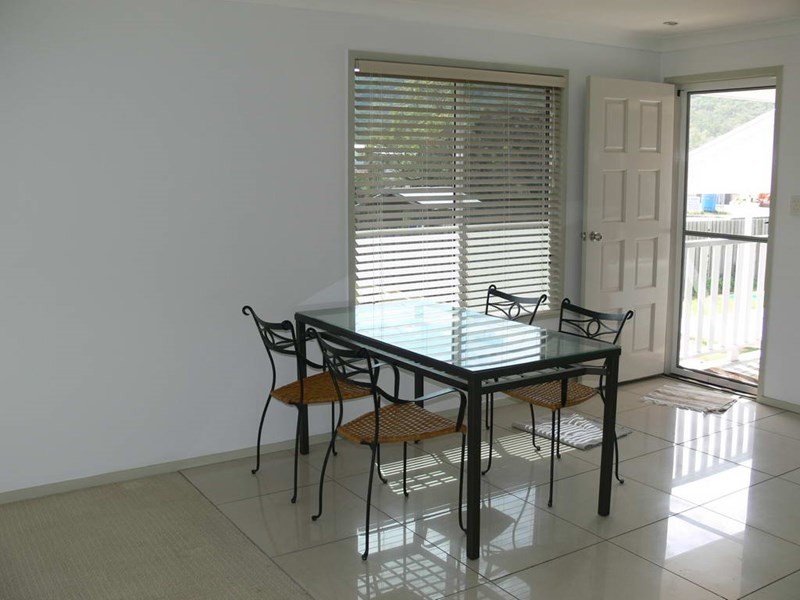 3 Edward Street, Esk QLD 4312