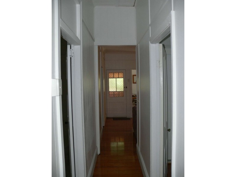 55 Ipswich Street, Esk QLD 4312