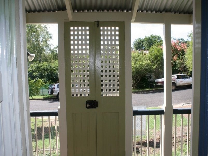 31 Drem Street, Toogoolawah QLD 4313
