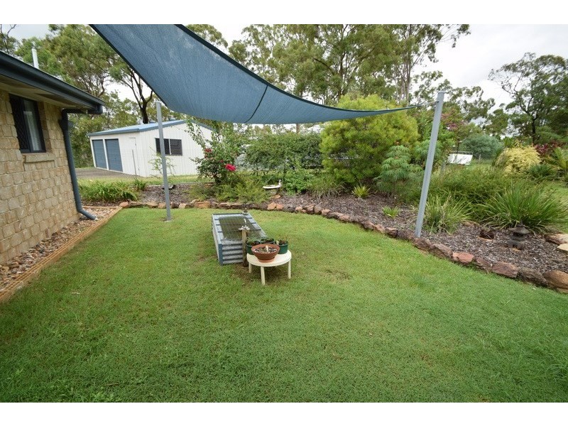 285 Edinburgh Drive, Mount Hallen QLD 4312