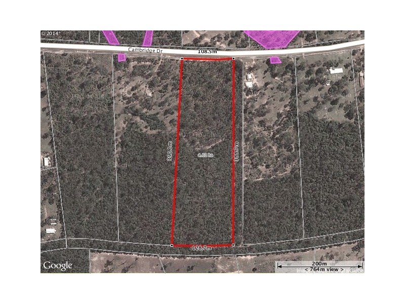 77 Cambridge Drive, Mount Hallen QLD 4312