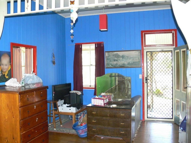 33 Cedar Avenue, Esk QLD 4312