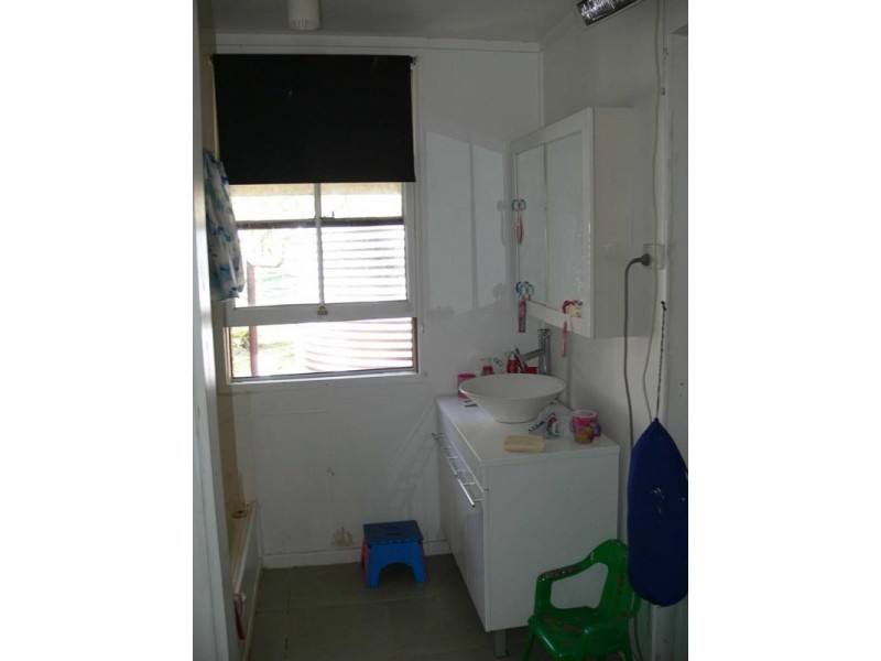 33 Cedar Avenue, Esk QLD 4312