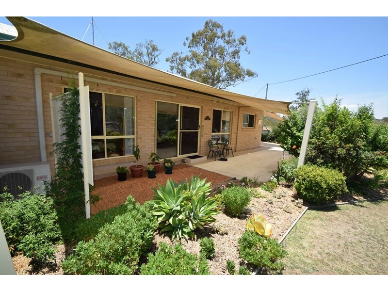 Unit 2/4 George Street, Toogoolawah QLD 4313