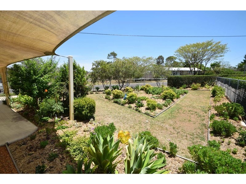 Unit 2/4 George Street, Toogoolawah QLD 4313