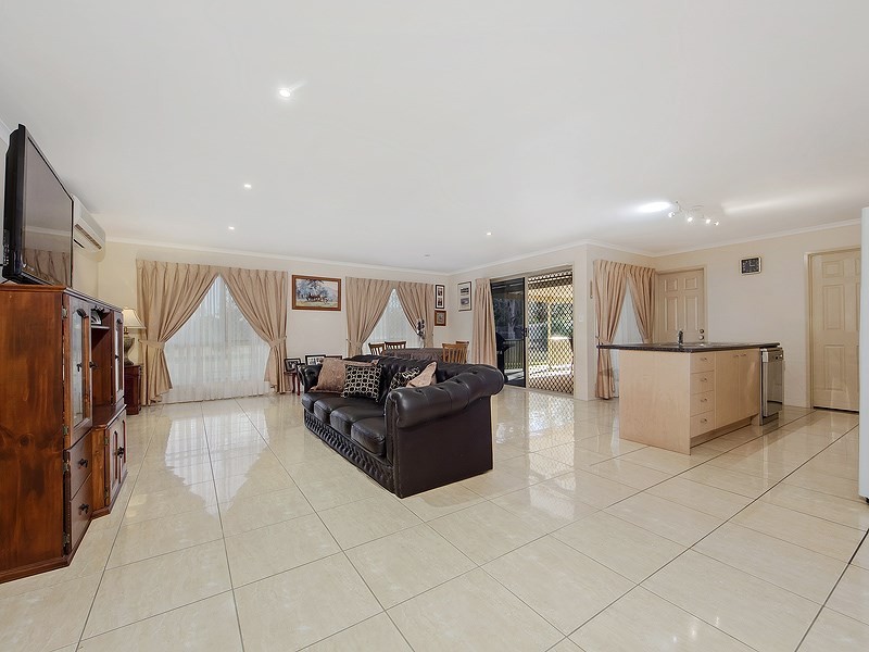 72 Mahons Road, Coominya QLD 4311