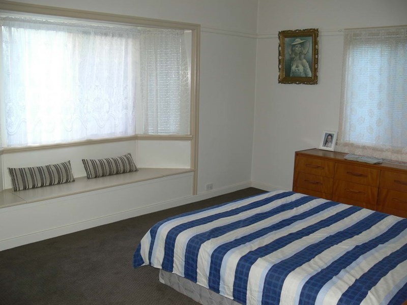 30 Richard Street, Esk QLD 4312