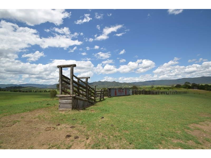 703 Mount Kilcoy Road, Mount Kilcoy QLD 4515