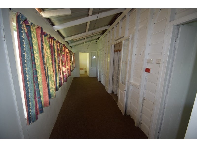 174 Ipswich Street, Esk QLD 4312