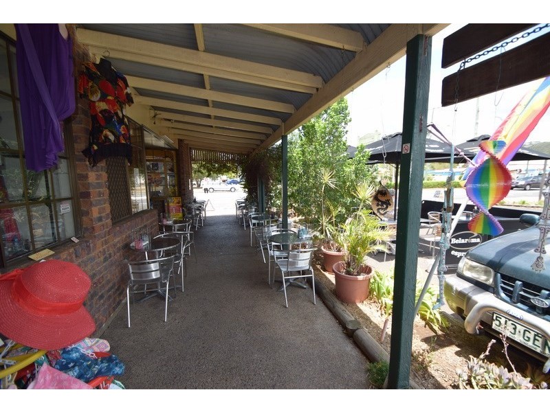 137 Ipswich Street, Esk QLD 4312