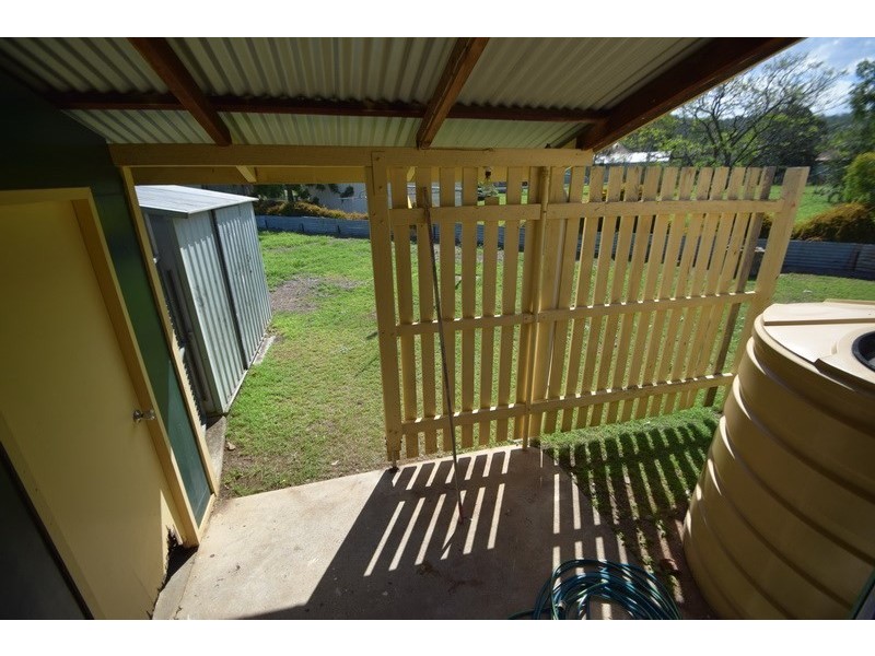 174 Ipswich Street, Esk QLD 4312