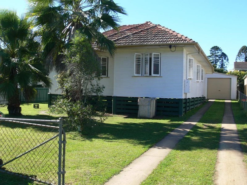 24 Short Street, Esk QLD 4312