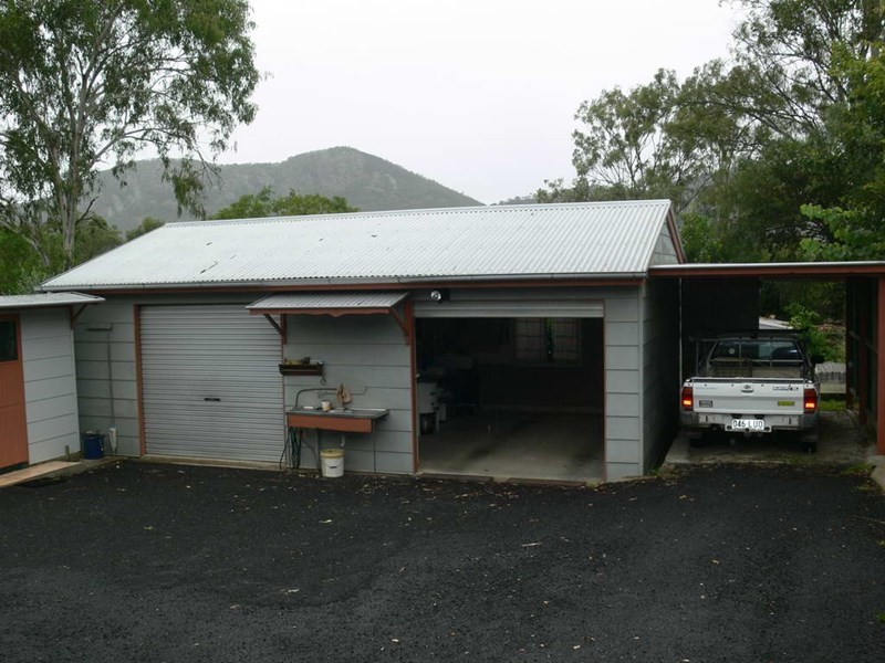 22 Mack Street, Esk QLD 4312