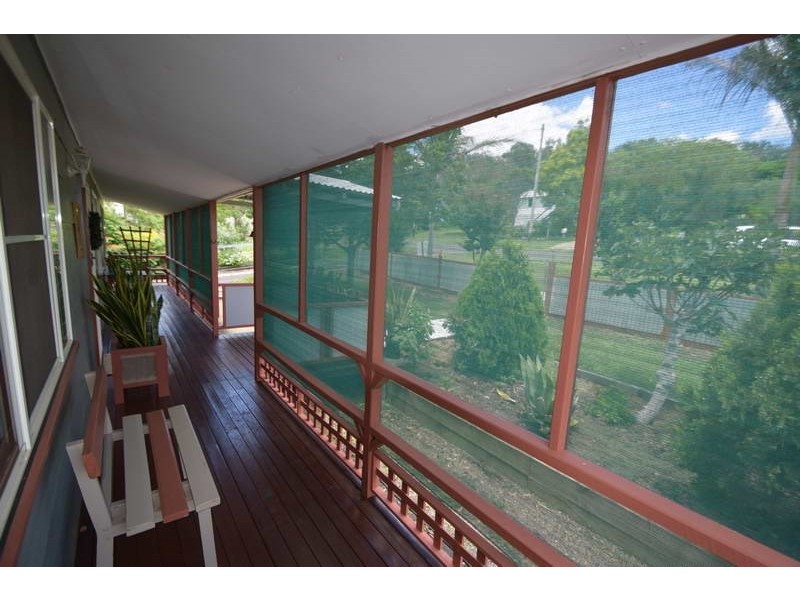 22 Mack Street, Esk QLD 4312
