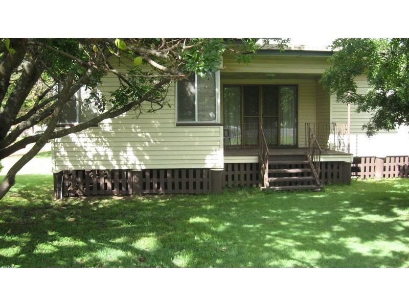 231 Ipswich Street, Esk QLD 4312