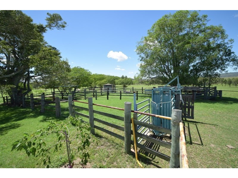 6031 Brisbane Valley Highway, Biarra QLD 4313