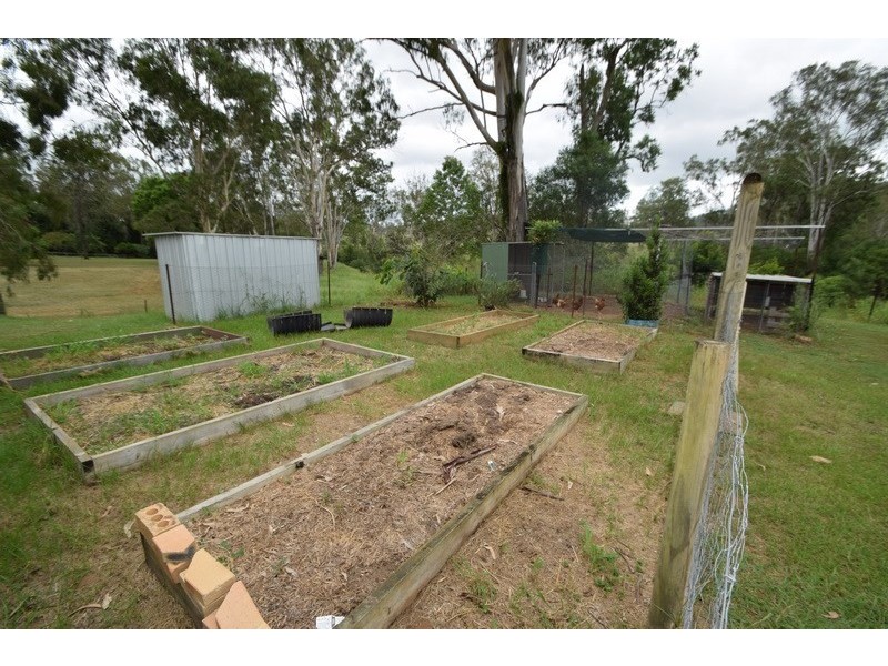 260 Esk Hampton Road, Esk QLD 4312