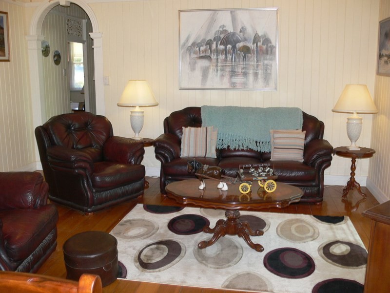 2 Mack Street, Esk QLD 4312